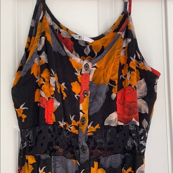 Volcom fall floral maxi - Picture 2 of 3